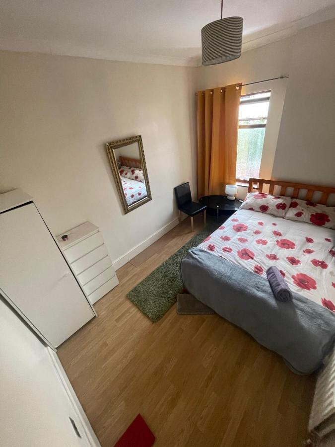 Quite Broad Resr 1 Hotell Coventry Eksteriør bilde